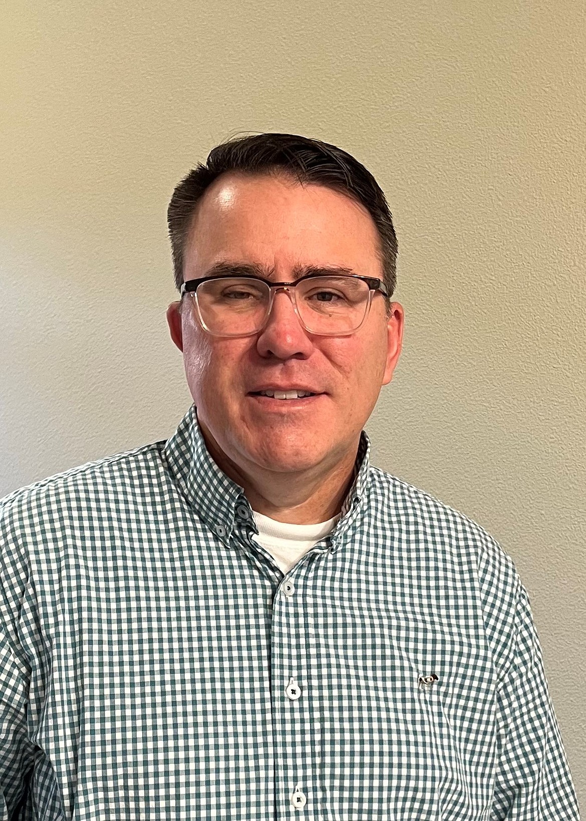 Ray Towry, who worked for 13 years with the Ephrata Parks and Recreation Department — including as the city’s community services director — has been named as the new city administrator. Towry, who currently is the director of the Boys and Girls Club of Greater Santiam in Sweet Home, Oregon, is slated to begin his new job on July 5.