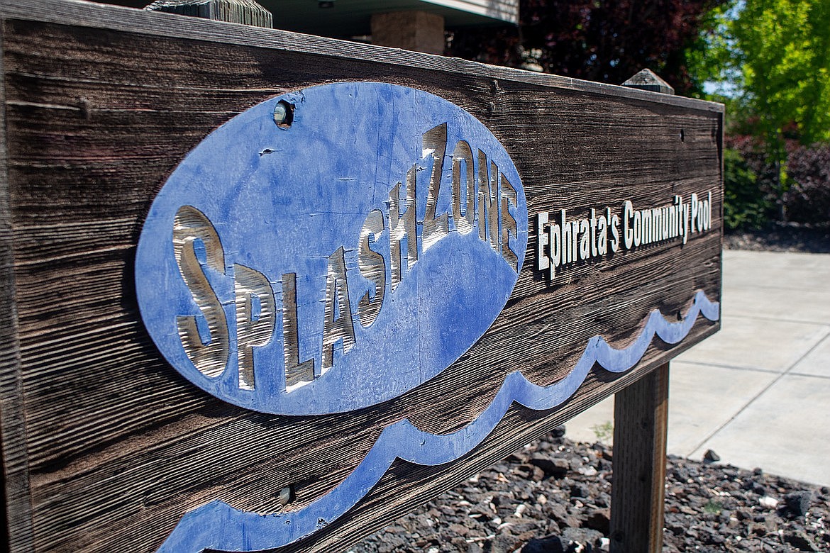 Ephrata city amenities such as the Splash Zone will continue to assess a fee for nonresidents to use them after the Ephrata City Council voted to keep the fees in place Tuesday evening.