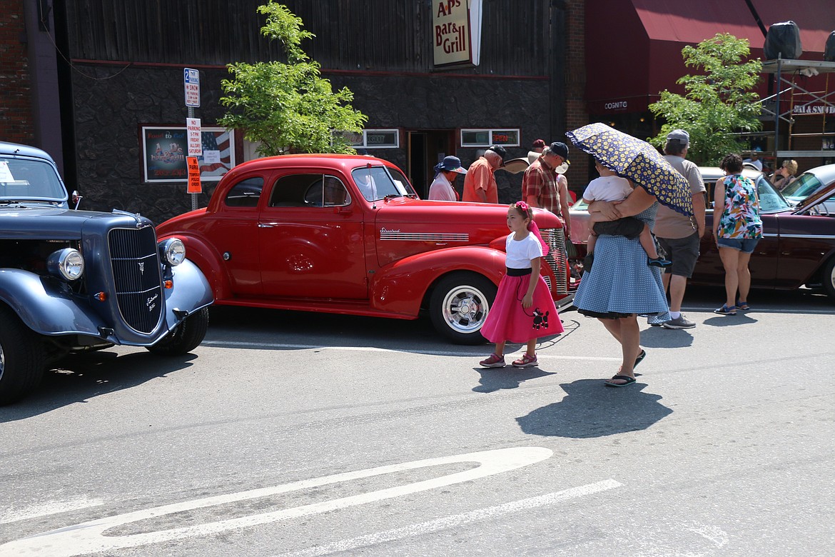 Sunshine and classic cars brought out the crowds to Saturday's Lost in the '50s car show.