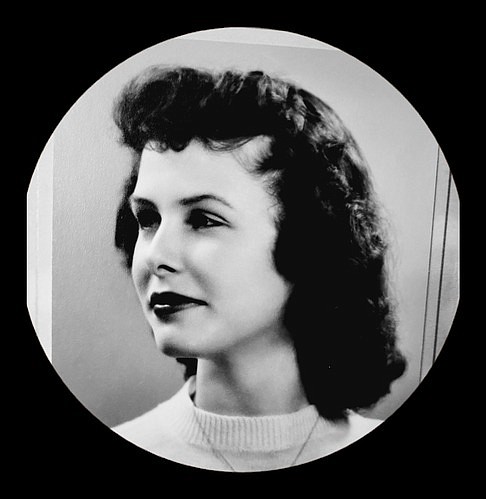 Joyce Stella Lund passed away on April 18, 2023, at the age of 93.
