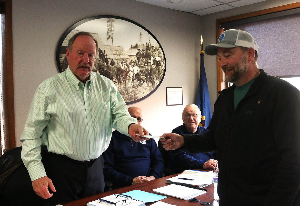 City receives donations for flags at Memorial Park Bonners Ferry Herald
