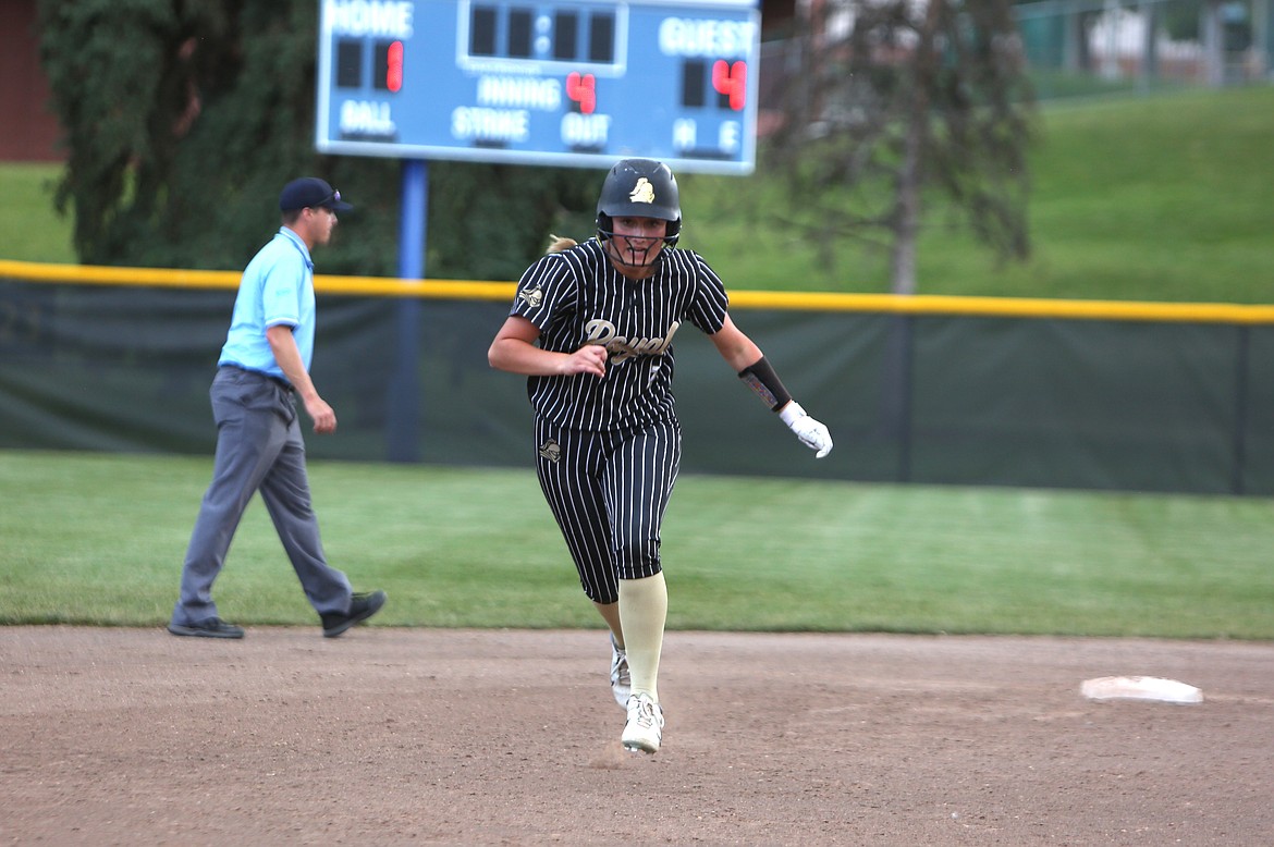 Royal freshman Taylor Webb runs to third base against Montesano during Saturday’s 1A state championship game.