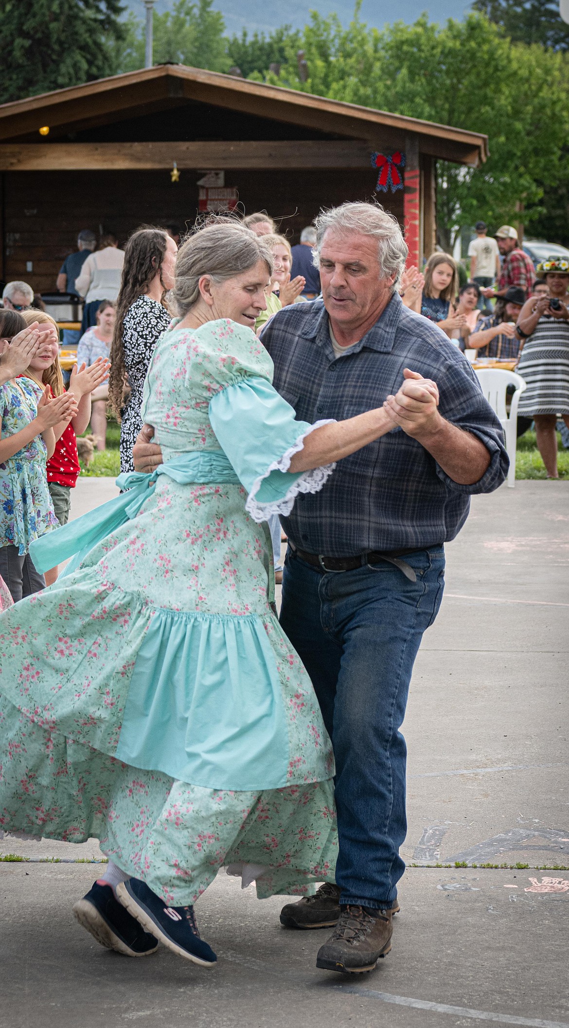 Dan Ryan and his wife Roxsanna, sponsors of the Plains Day barbecue, on the dance floor. (Tracy Scott/Valley Press)