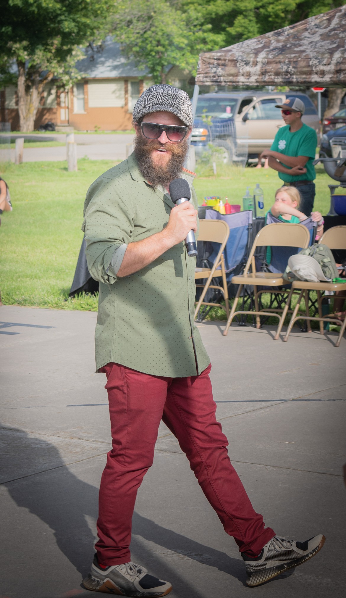 Neaman Ryan, nationally known actorm, dancer and director, at Plains Day. (Tracy Scott/Valley Press)