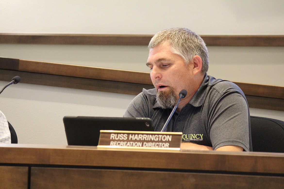 Parks and Recreation director Russ Harrington discusses mandated updates of the Quincy Aquatic Center with Quincy City Council members Tuesday.