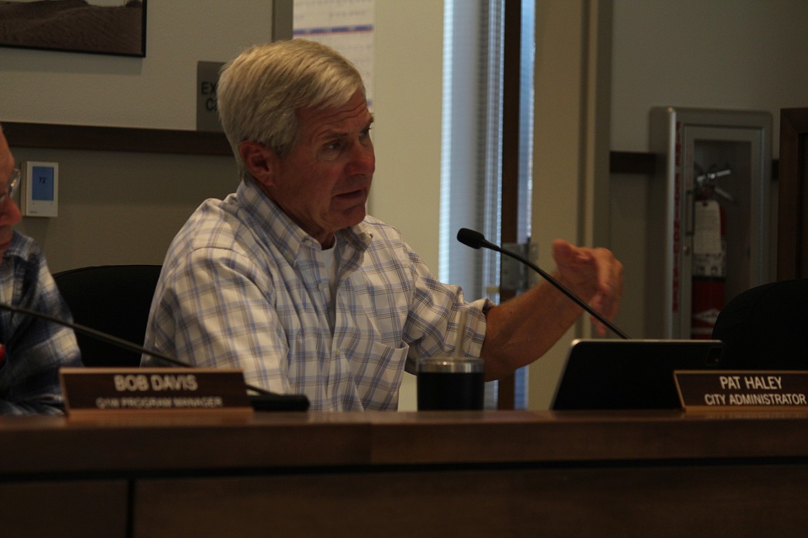 Quincy Administrator Pat Haley discusses details of a planned community parks survey with Quincy City Council members.