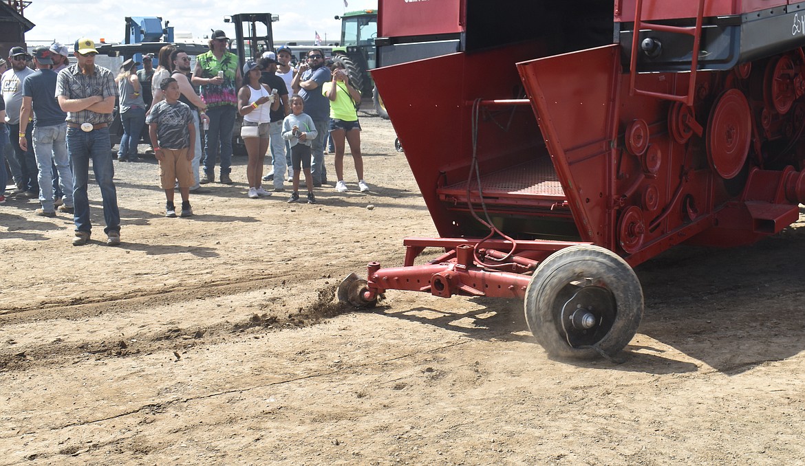 Destroying a tire proved to be a good strategy for combine drivers battling it out at the Lind Combine Derby Saturday.