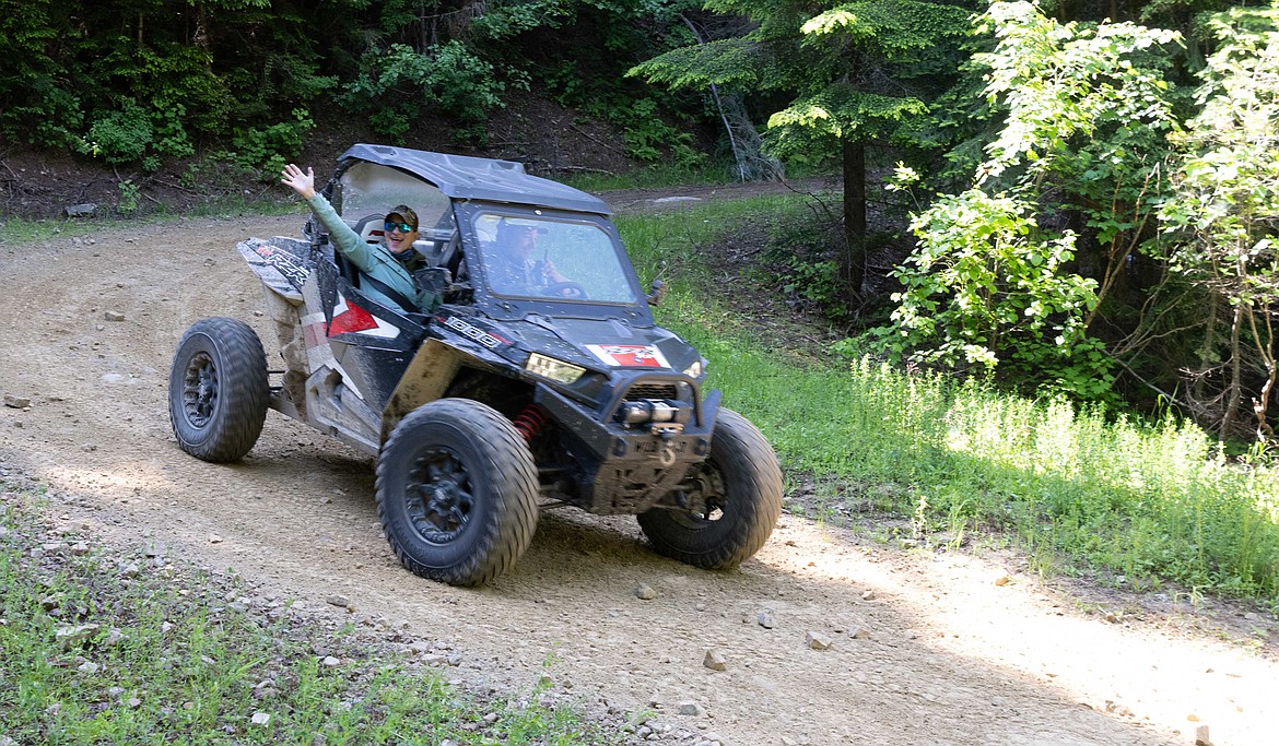 Participants have a good time at the Cabinet Ridge Riders Fun Run last weekend in Trout Creek. (Tracy Scott/Valley Press)