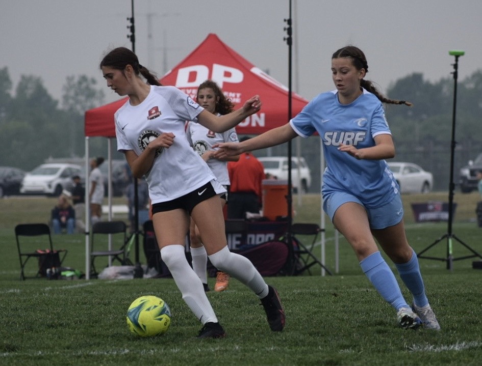 Photo by MARCEE HARTZELL
Thorns FC North 07 girls defender Ava Glahe controls the ball Tuesday in a game vs. the Valley Surf of Northern California 5-1 at the Developmental Premier League national finals at the Voice of America Athletic Complex in Cincinnati.