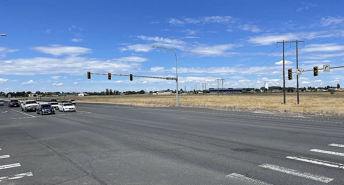 Moses Lake development waiting for roundabout - Vimarsana News