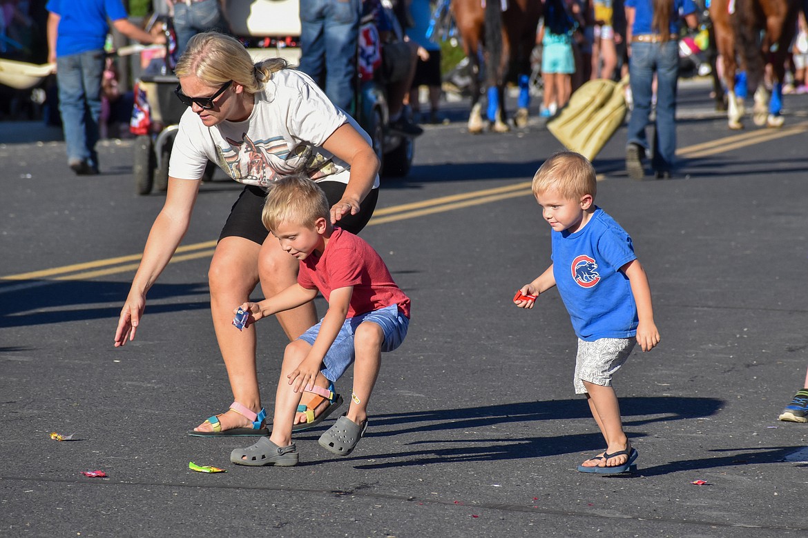 Children were so excited to pick up candy during the parade.