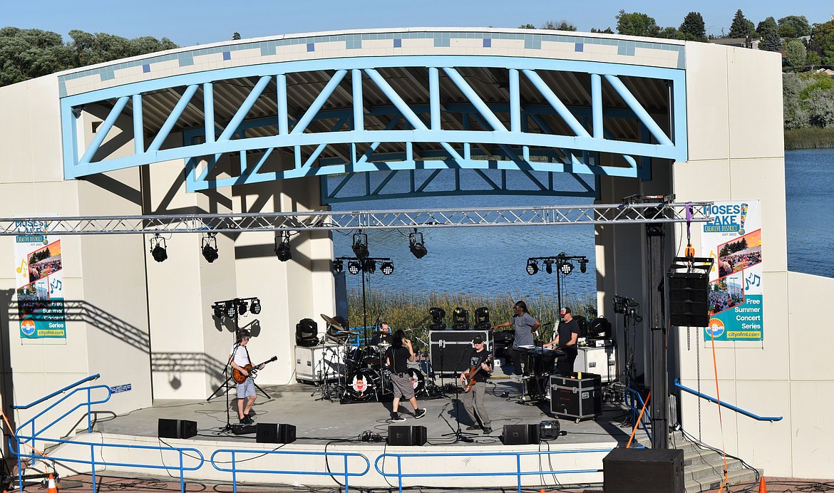 Journey tribute band Stone in Love rehearses in McCosh Centennial Amphitheater before performing a free concert for the public at 8:30 p.m.