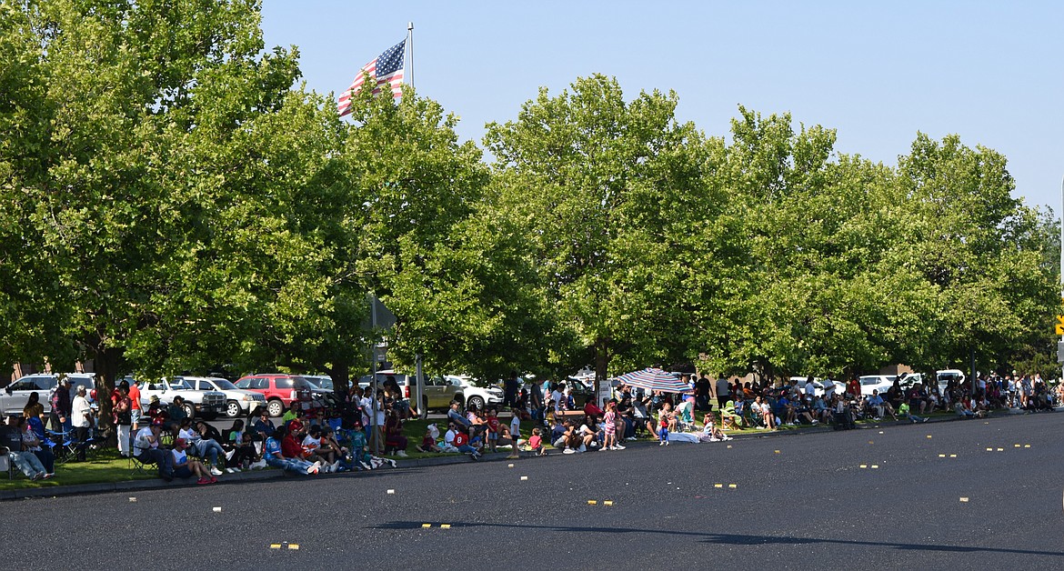 A crowd of people lined up in front of Othello City Hall and along the majority of Main Street to watch Tuesday’s Fourth of July parade and its host of local businesses and organizations.