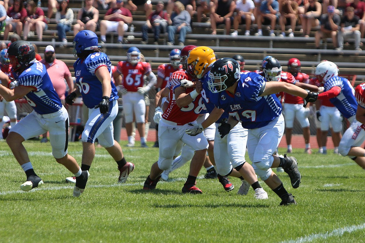 Ephrata offensive lineman Wes Kriete pulls to his left on a running play in the first quarter of the Earl Barden Classic.