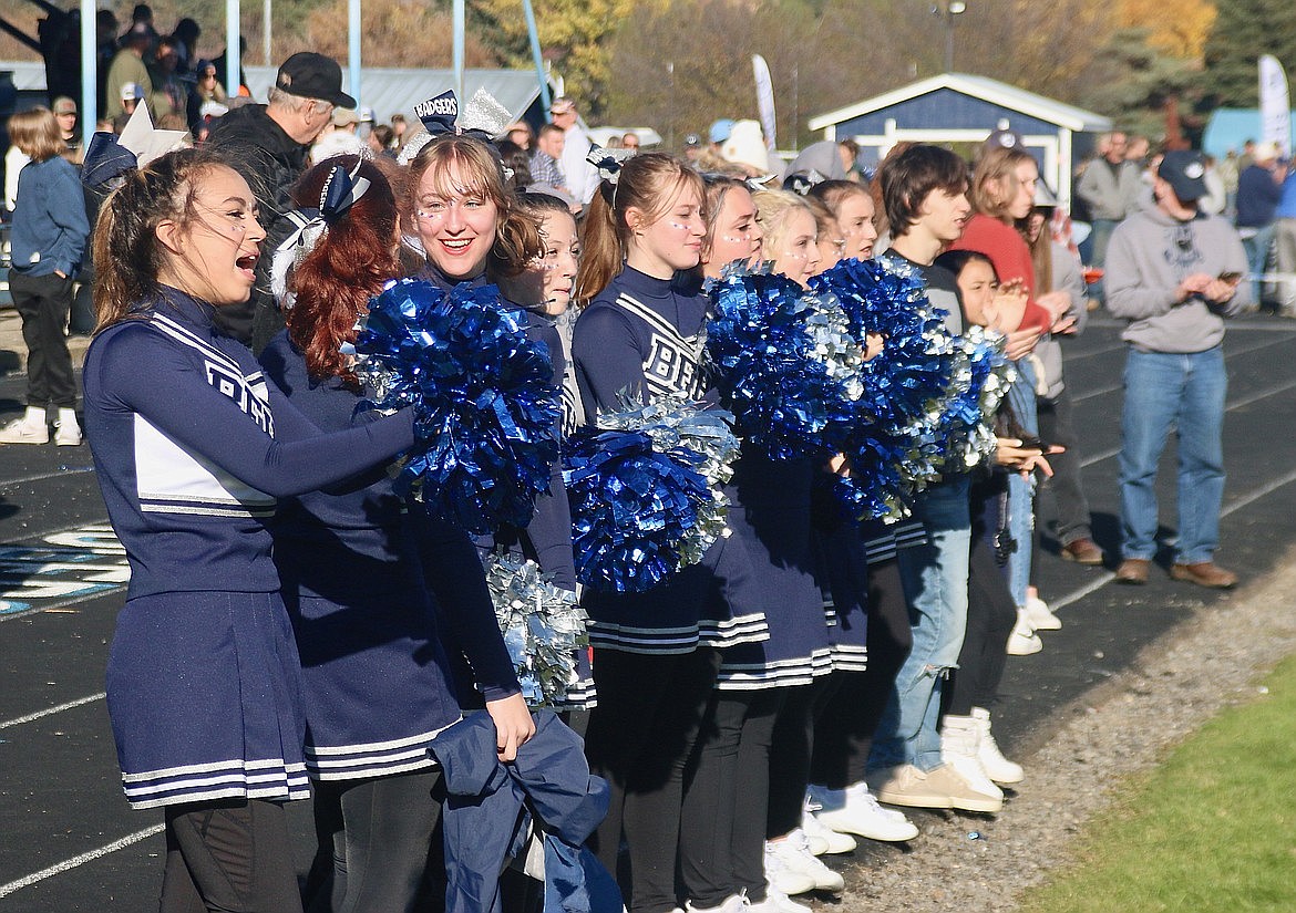 Photos: Cheerleaders show spirit at NFL playoffs