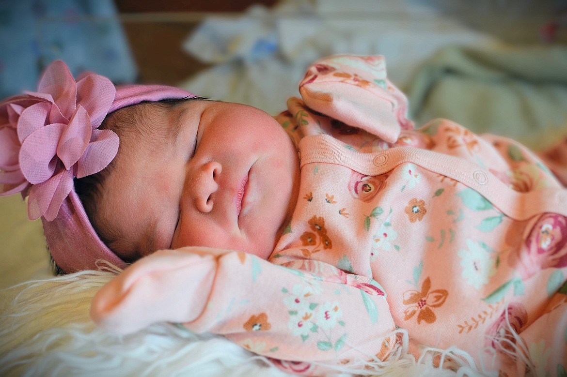Fawnzi Rose Shourds was born July 8 at the St. Luke New Beginnings Birth Center in Ronan to parents Kenneth Shourds and Franchesca Finley of Ronan. She measured 9 lbs., 2 oz. and 20 inches long. Paternal grandparents are Janice Ness of Seattle, Wash., and Phillip Shourds of Ronan and maternal grandparents are Melanie Joseph and Brian Mitchell of Polson. Fawnzi joins siblings Darren and Teddy.