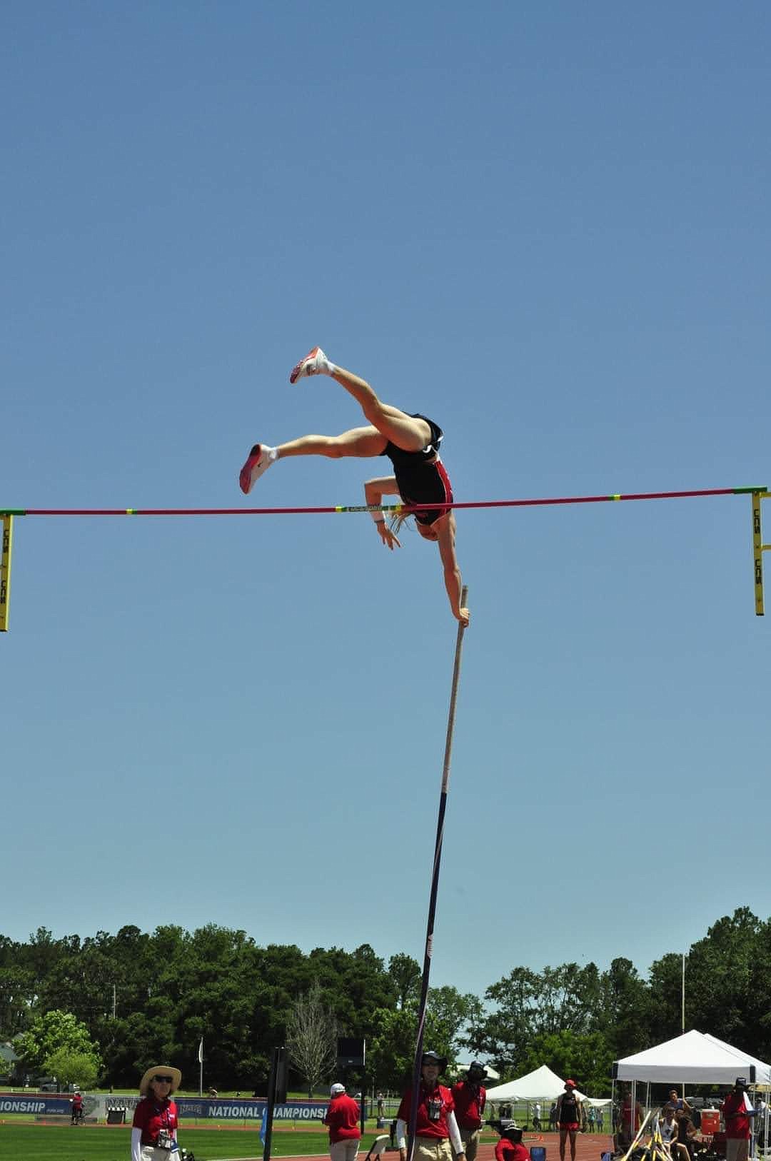 Nik Bertling clears 4.80 meters (15-9) at the NAIA Outdoor Track and Field Championships in 2022.