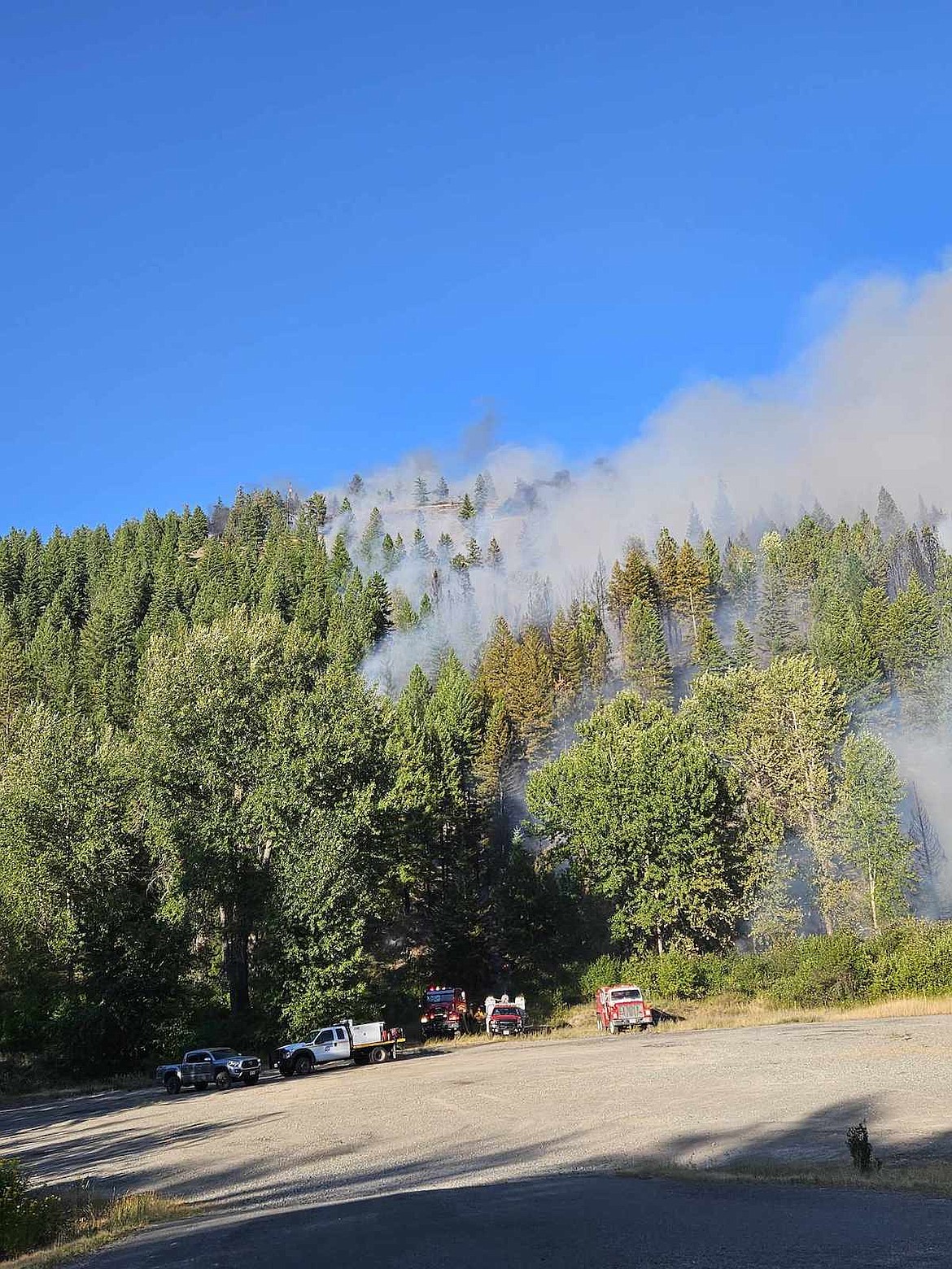 Fire crews began to battle the Gravel Pit Fire off U.S. 2 near Silver Butte Road Tuesday evening in Lincoln County. (Photo courtesy Suzanne Loudan)