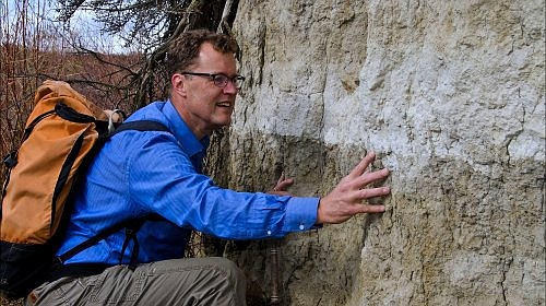 CWU Geological Sciences Professor Nick Zentner will receive the GSA Public Service Award later this year from the Geological Society of America.