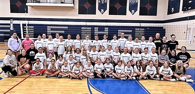 Volleyball middle school camp photo.