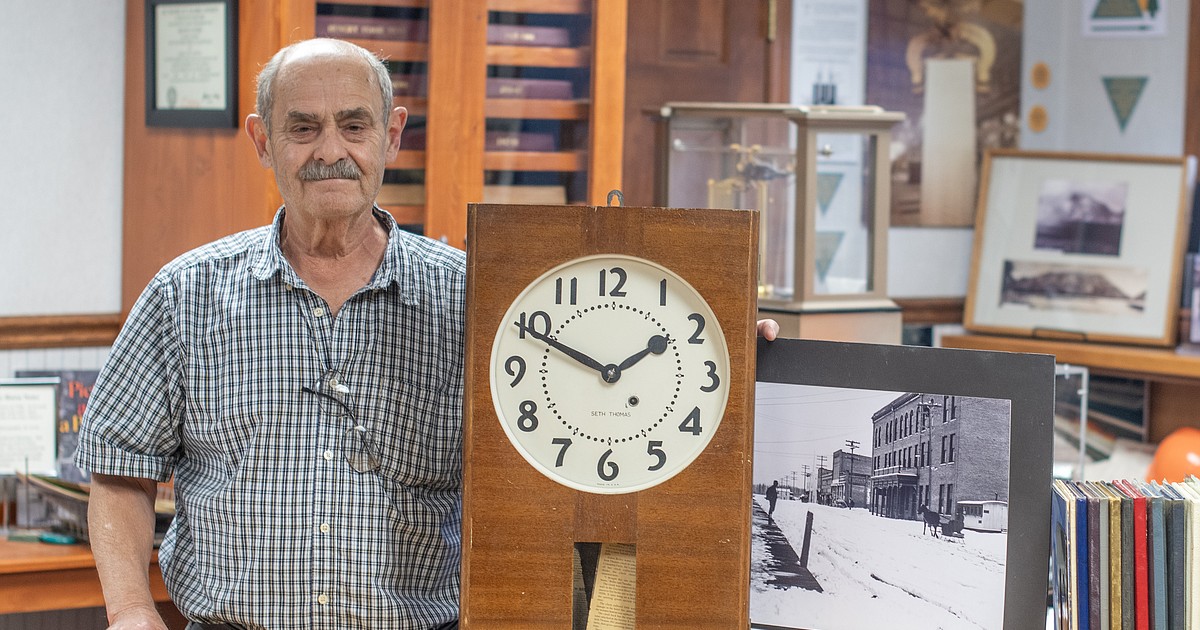 Historic clock donated to Columbia Falls Museum - Vimarsana News