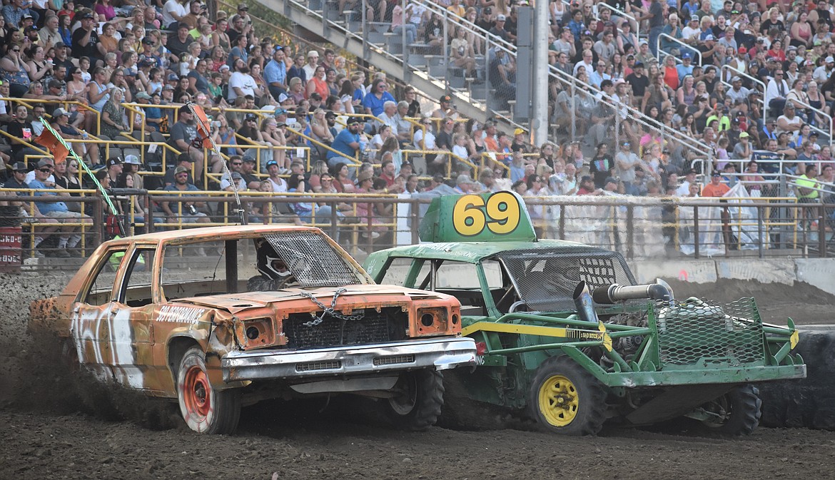 Car No. 69, driven by AJ Hara, won the fifth heat race on Wednesday night in Moses Lake.