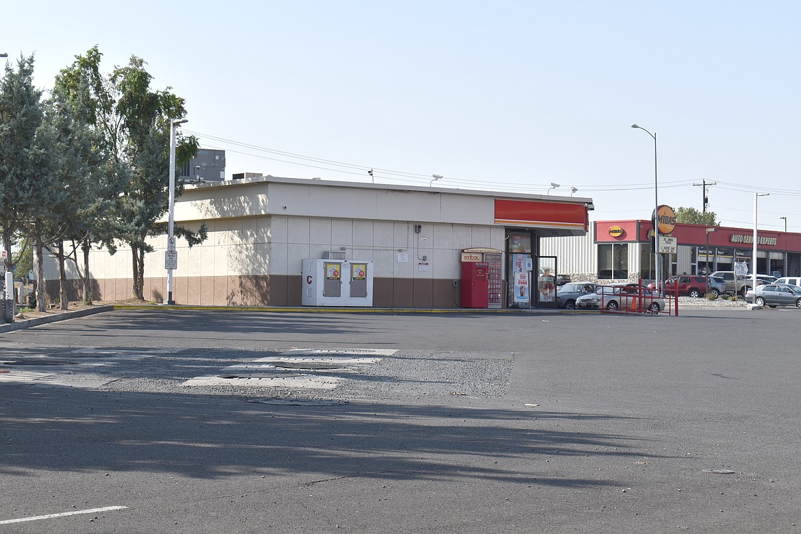 A shooting at this convenience story left one man hospitalized early Monday morning.