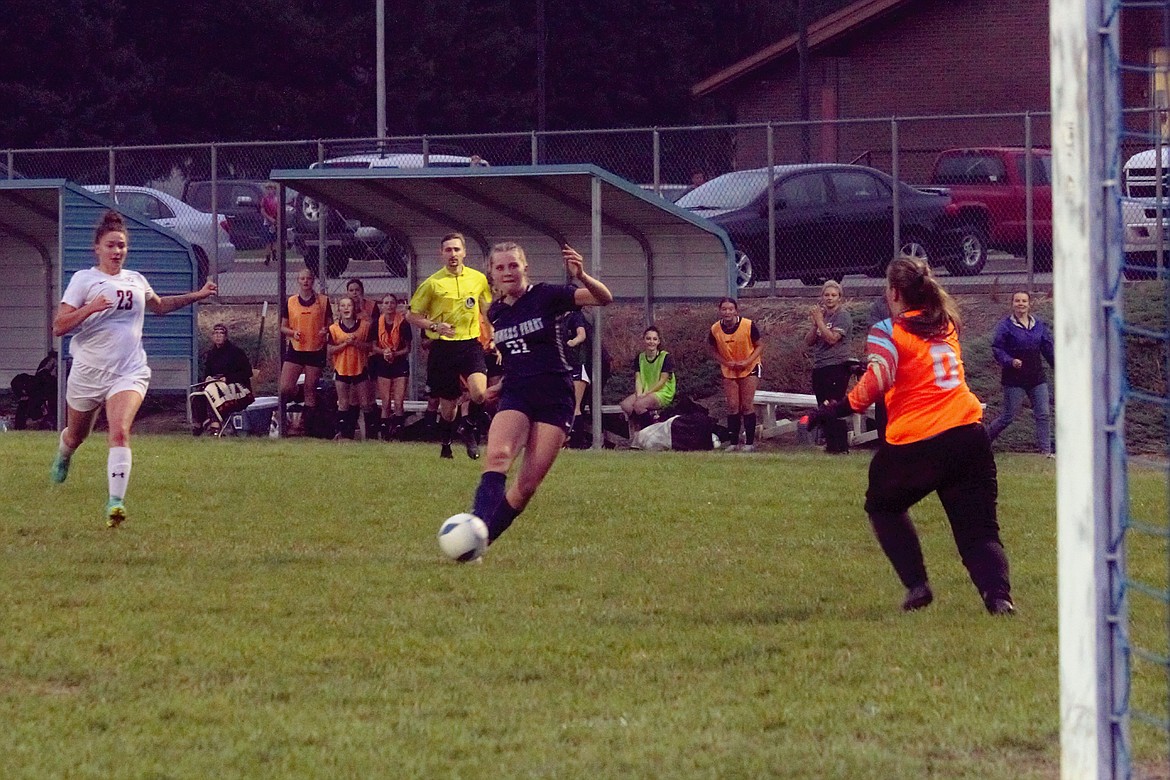 Brenly Hymas scores for the Badgers on Tuesday against Priest River.