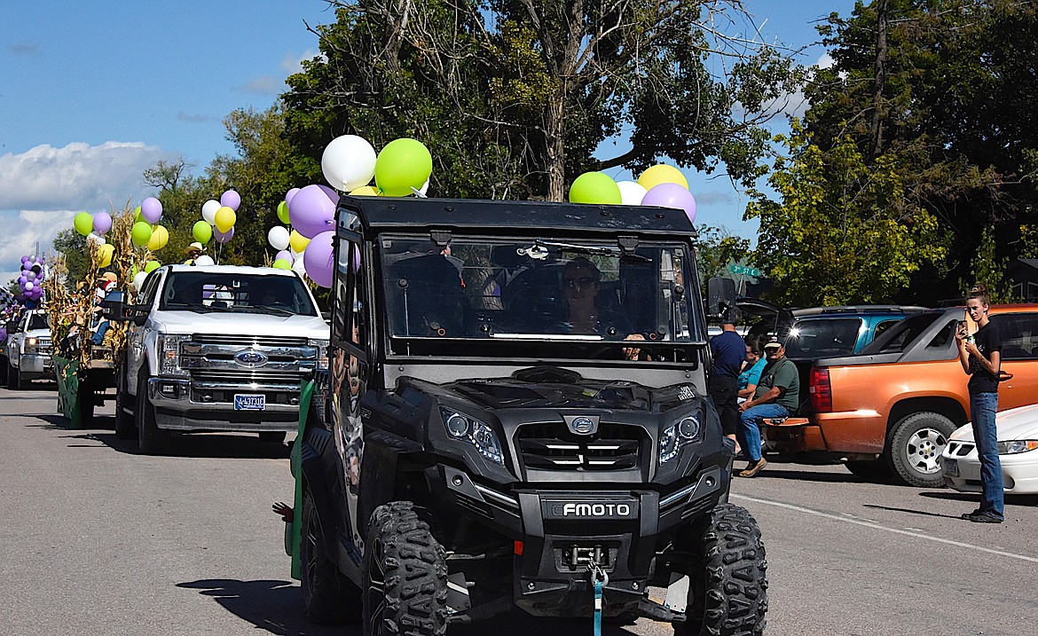 The Charlo Homecoming Parade starts down Main Street on Friday, Sept. 8.
(Berl Tiskus/Leader)