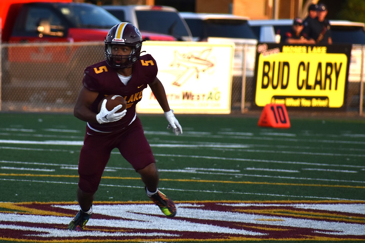 Moses Lake receiver Kyson Thomas (5) leads the Mavs in receiving touchdowns (10). Thomas caught four touchdown passes against Central Valley last week.