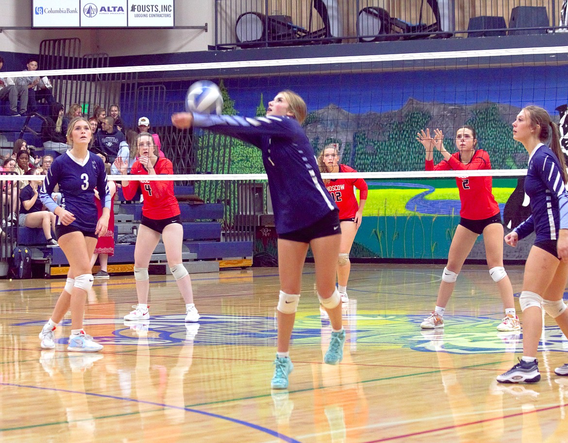 Ellie Falck saves a play against Moscow.