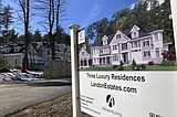 The average long-term US mortgage rate surges to 7.49%