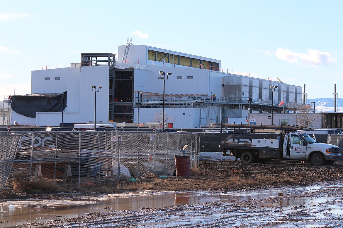 Construction crews work on the expansion of the Microsoft data center in Quincy in January 2023. Multiple data centers have not only been constructed in the small city, but have been expanded as well as information technology companies have noted its convenience.