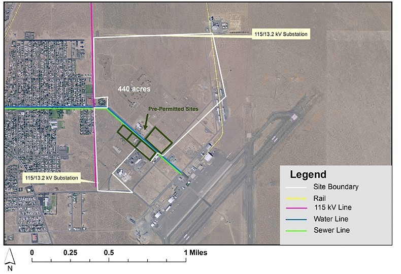 The Port of Ephrata has infrastructure available to support a wide variety of facilities. That includes water, sewer, electric, rail and air access, as well as multiple plots of land already permitted and ready for development.