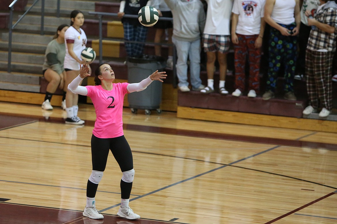 Moses Lake senior Raegen Hofheins serves the ball during the fourth set against West Valley (Yakima).