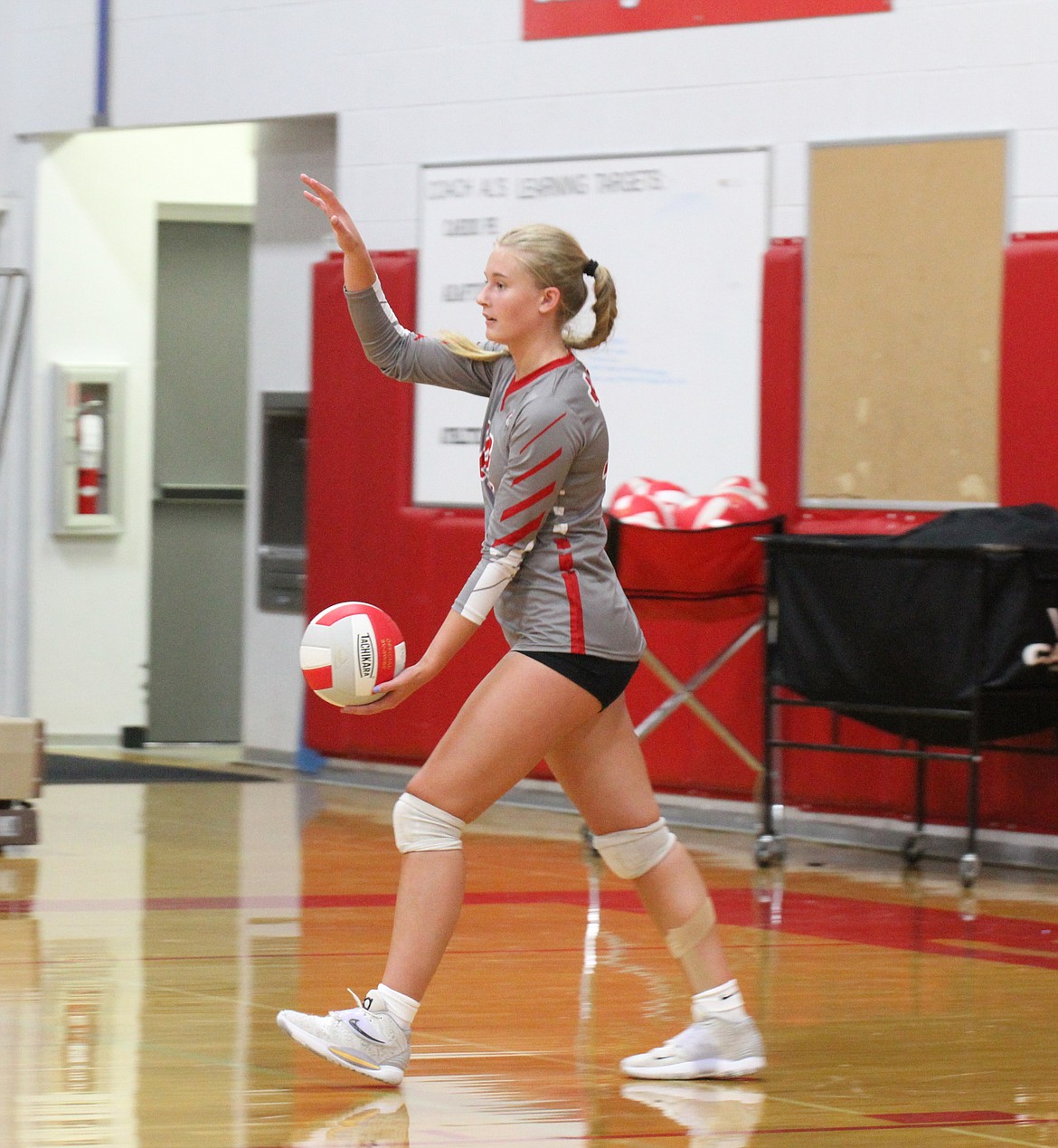 Sandpoint senior Vivian Platte gets ready to serve for the Bulldogs in a game earlier this season at Les Rogers Court.