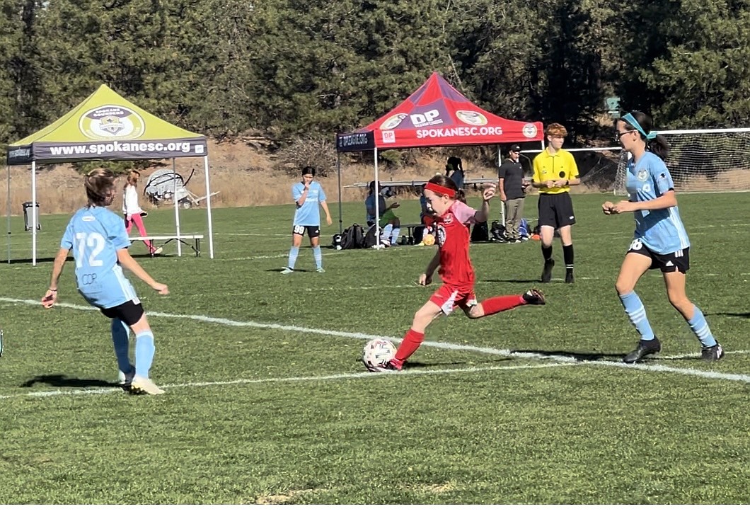 Photo by JAN SPEELMAN
The Thorns U13 girls won 1-0 last weekend, on a goal by Gracie McVey. Pictured is Victorie James of the Thorns kicking the ball.