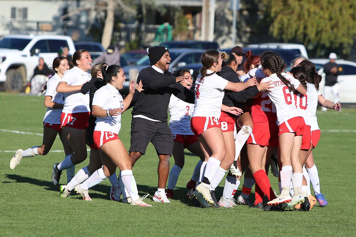 Othello advanced in the Central Washington Athletic Conference girls soccer district tournament with a 1-0 win over Ephrata in a penalty shootout.