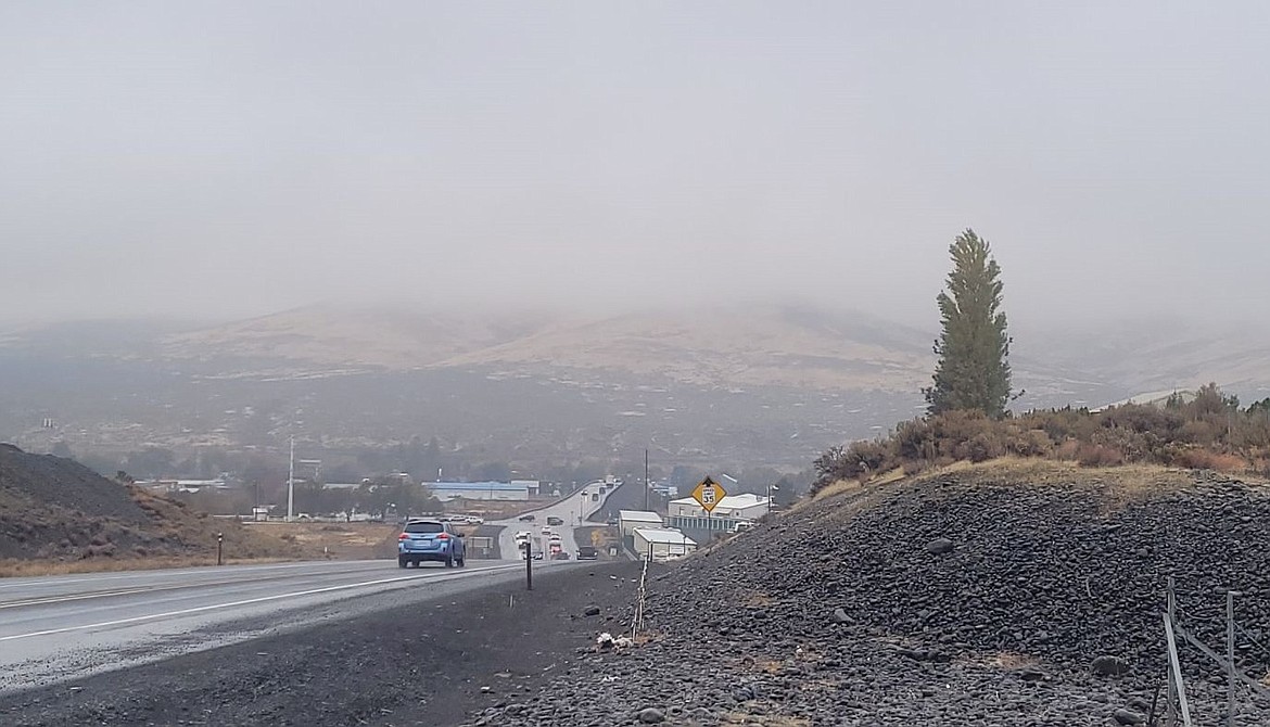 The view coming into Ephrata on State Route 282 near the Walmart and Dollar Tree shows a gloomy Saturday over the weekend. Weather this week is expected to be chilly enough for a chance of snow. The staff at the Columbia Basin Herald encourage our fellow Basin residents to be cautious while driving and to enjoy a cup of hot chocolate at your earliest convenience.