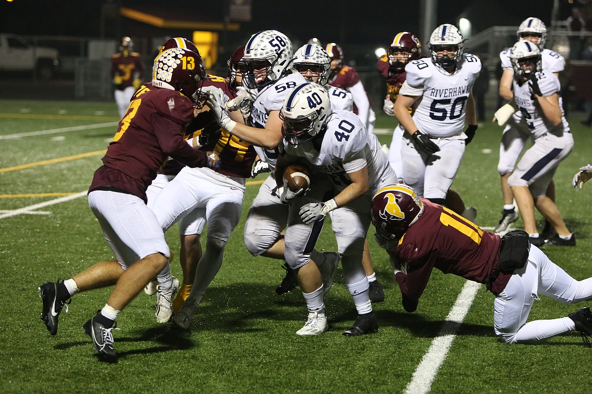 Chiawana running back Hunter Taylor (40) ran for more than 250 yards and scored four touchdowns on Friday night.