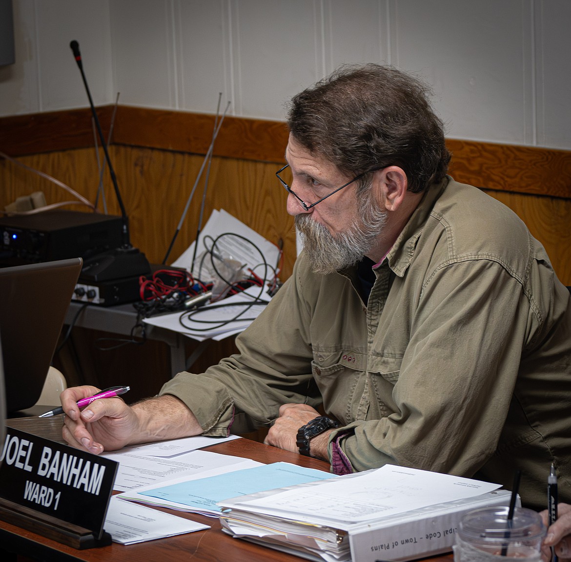 Plains Councilor and Mayor-elect Joel Banham at the Council meeting last week. (Tracy Scott/Valley Press)