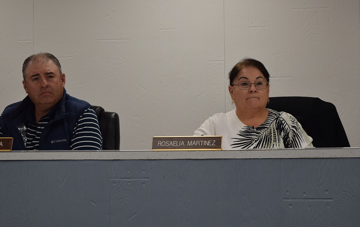 Mayor-elect Rosalie Martinez listens to public input during the Nov. 14 Warden City Council meeting at the Warden Police Station. Martinez led the meeting in Mayor Tony Massa’s absence.