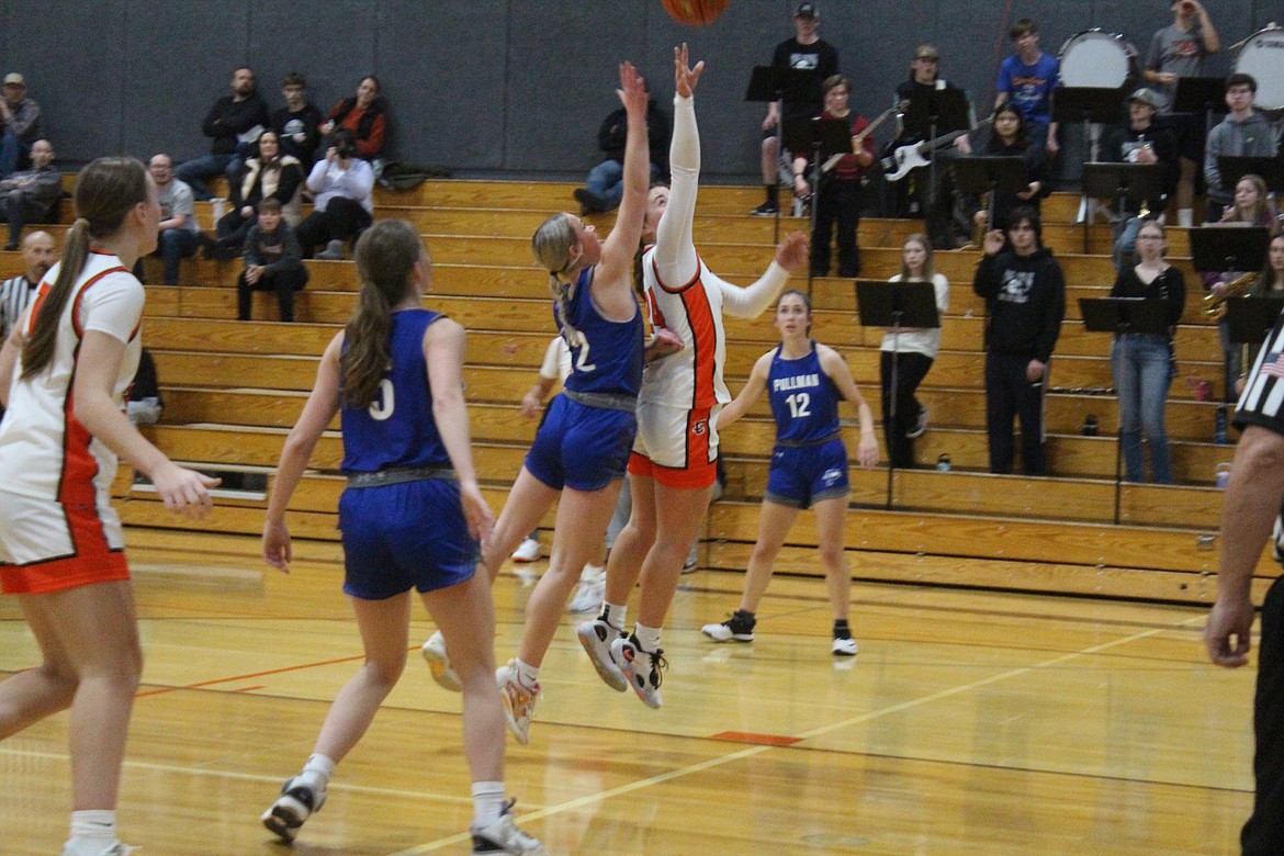 Ephrata guard Olivia Bicondova (24) puts the ball up in Ephrata’s 56-36 win over Pullman.