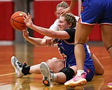 PREP GIRLS BASKETBALL: Reigning state champs clash: Sandpoint, which won 4A title last year, edges Coeur d'Alene, which claimed 5A crown