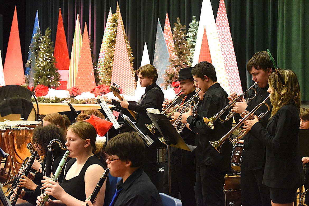 Libby Middle and Elementary School students performed Christmas music and songs of the season Tuesday evening at the Memorial Center. (Scott Shindledecker/The Western News)