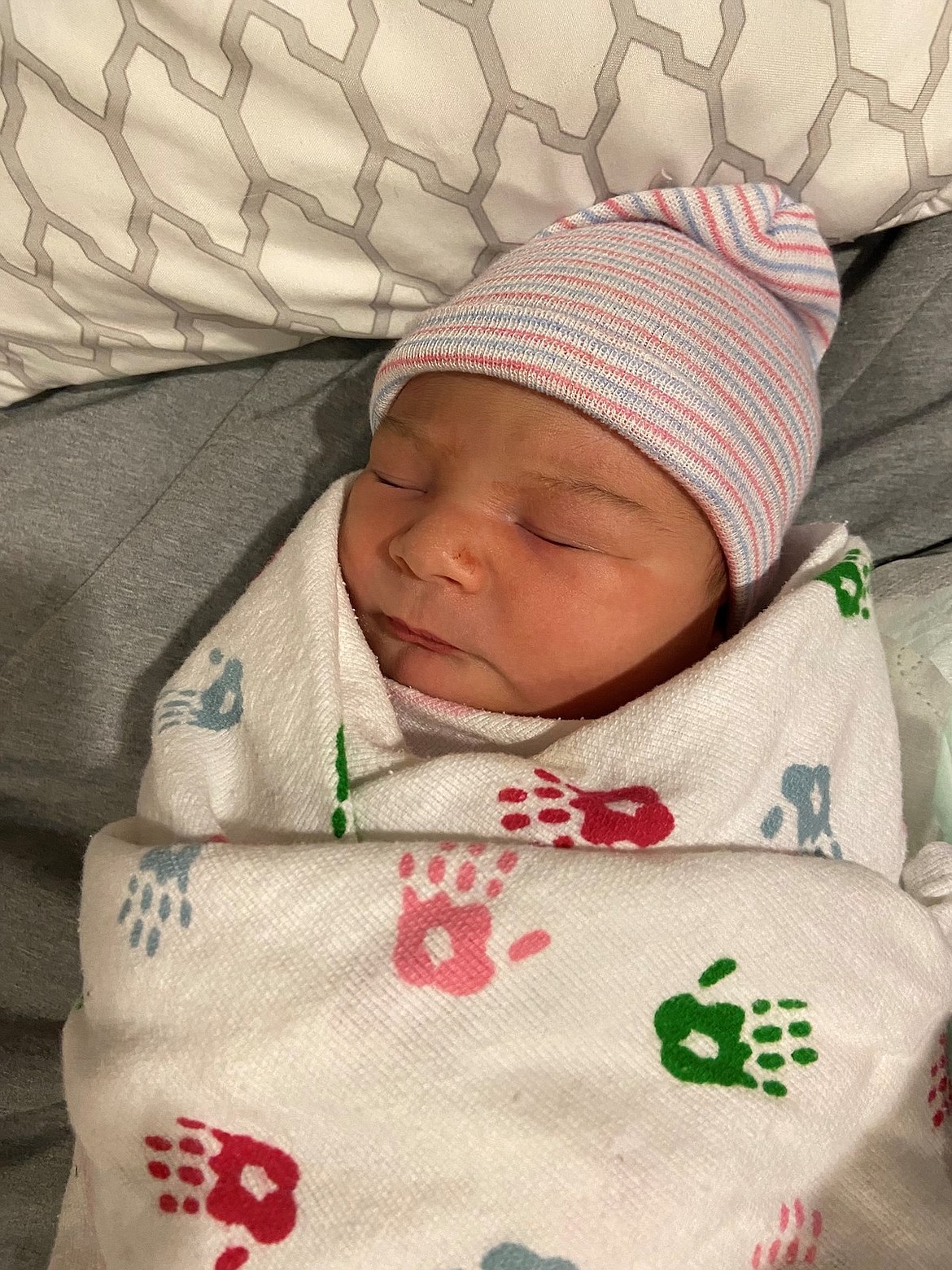 Cabinet Peaks Medical Center welcomed the arrival of the first baby of 2024 – a charming baby boy named Kaelo Mafua, born to Jonathan Mafua and Brenna Paasch of Troy, Montana. Kaelo made his debut at 9:50 p.m. Monday, Jan. 1, under the care of Dr. Jana Hall. (Cabinet Peaks Medical Center photo)