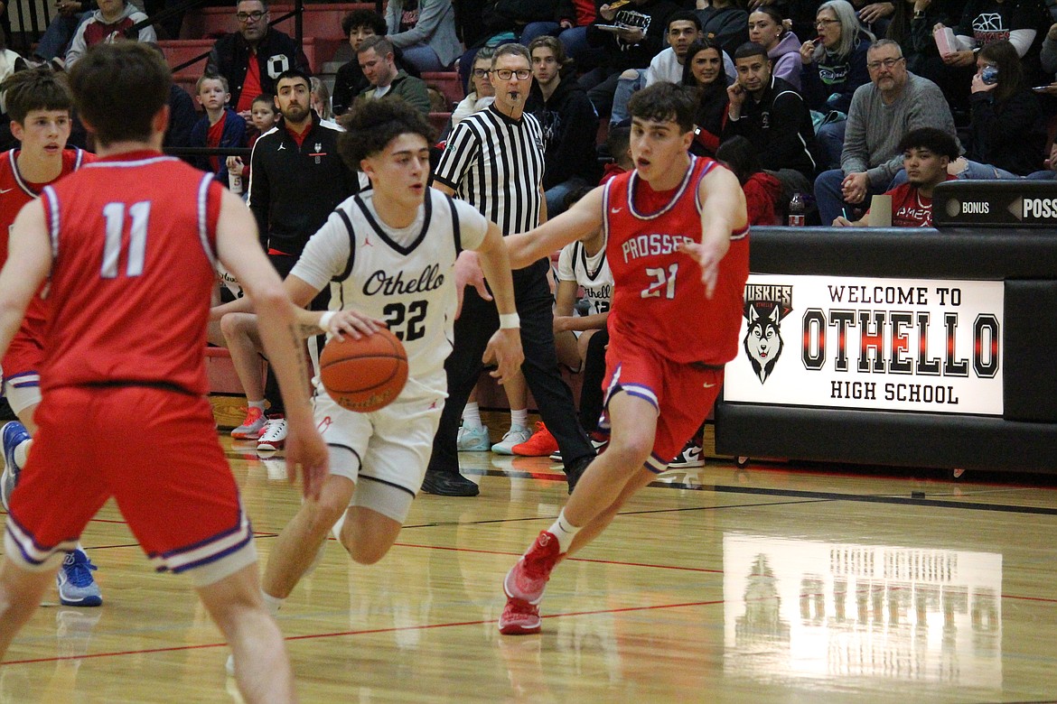 The Othello Huskies lost back-to-back games over the weekend, falling to league-leading Prosser at home Jan. 5 and Ephrata on the road Saturday.