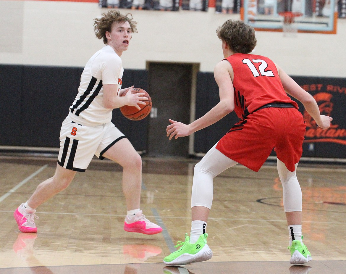 PREP BASKETBALL Sandpoint boys oust Priest River in close contest