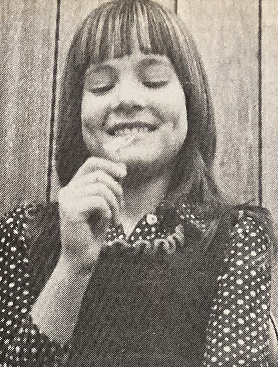 In January 1974, Lisa Dunton, 10, showed off the first buttercup.
