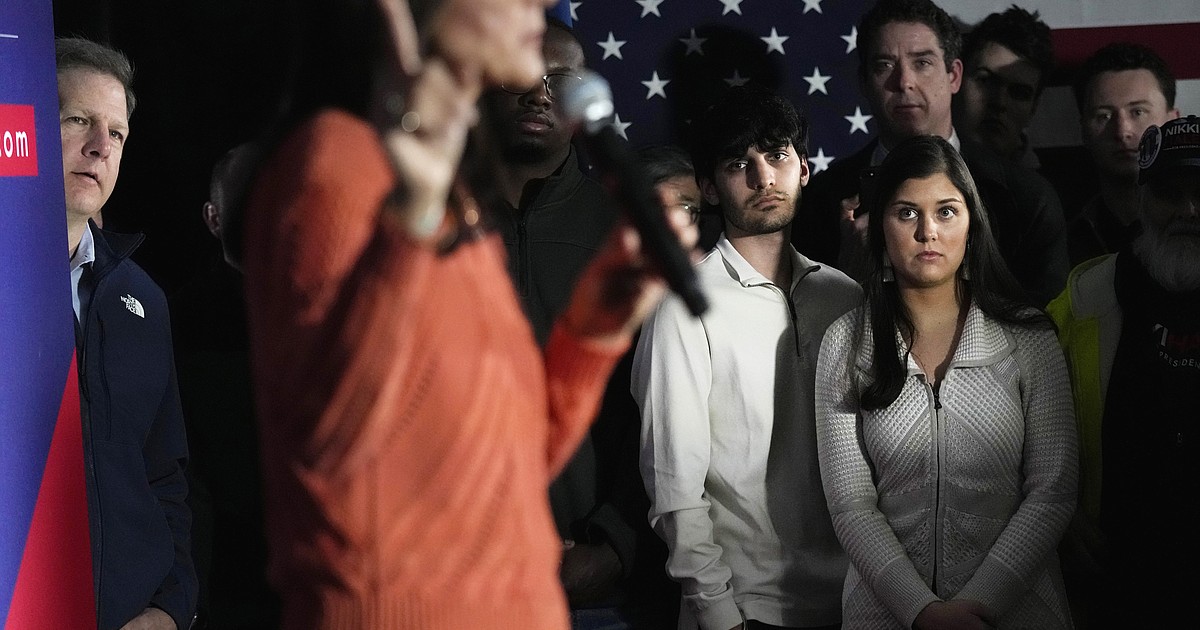 Haley hopes to stop Trump's march to nomination in New Hampshire: 'America does not do coronations' - Vimarsana News
